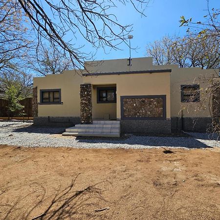 Marloth Cottage Marloth Park Exterior photo