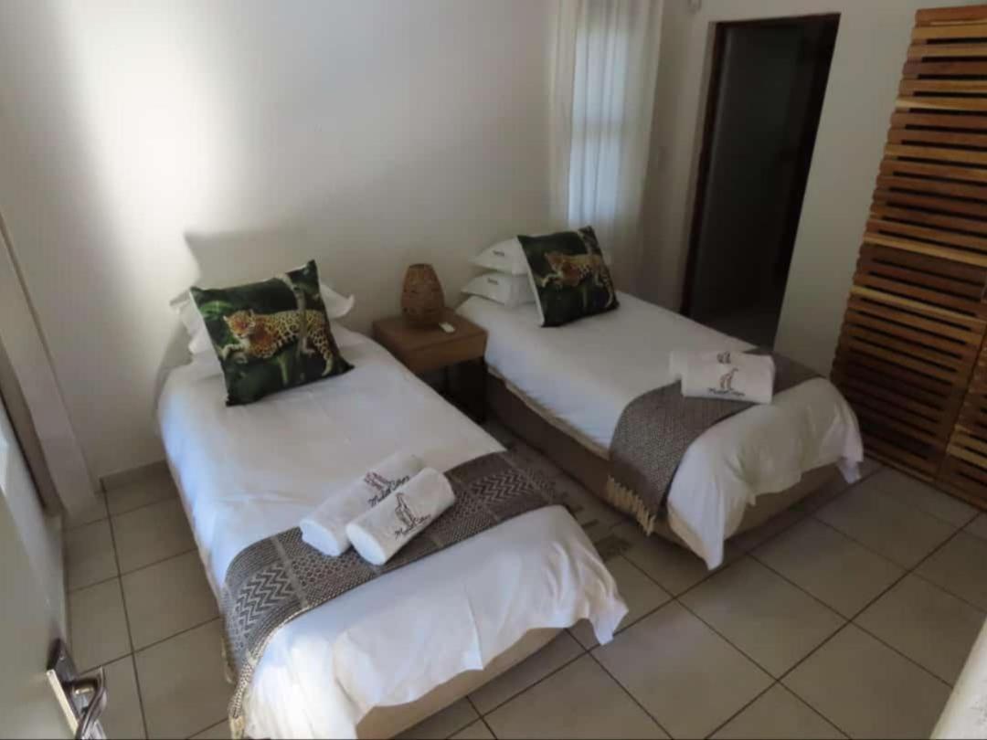 Marloth Cottage Marloth Park Room photo